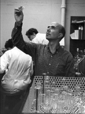 Italian Heritage Month: Between Memory, Identity, and the Legacy of Renato Dulbecco